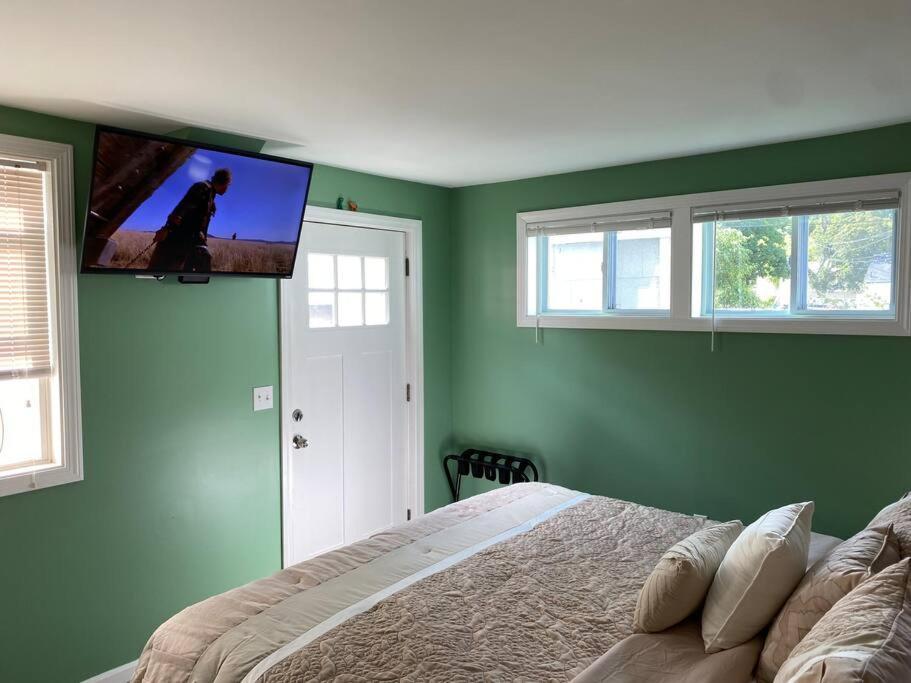 Sunny One Bedroom In Historic Downtown דובר מראה חיצוני תמונה